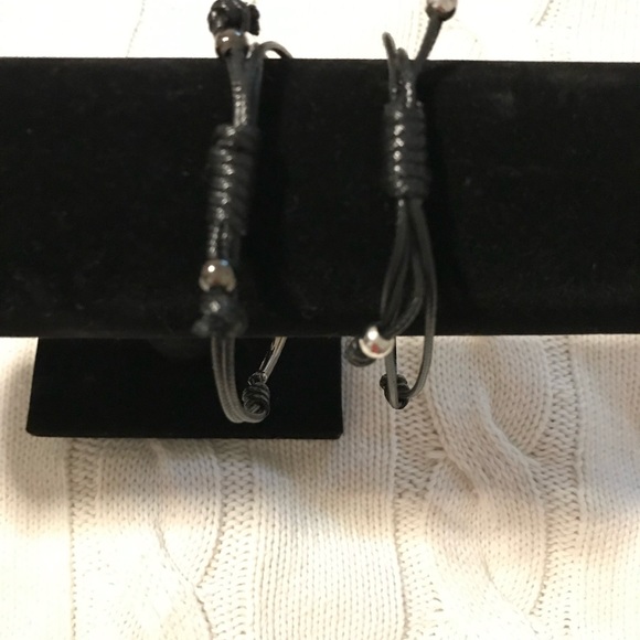 Bundle of 2 costume bracelets. NWT. - Picture 2 of 5